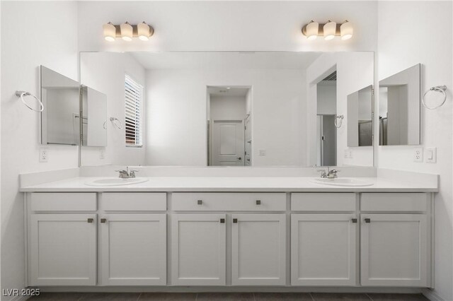 1398 Pin Cushion Rdg, Mesquite, NV 89034 - bathroom featuring double vanity
