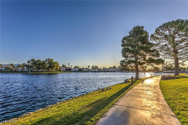 8428 Apple Hill Ct, Las Vegas, NV 89128 - water view