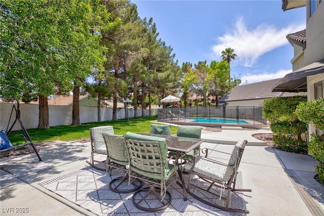 15 Pheasant Ridge Dr, Henderson, NV 89014 - view of patio / terrace featuring outdoor dining area