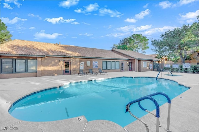 2451 N Rainbow Blvd Unit 2043, Las Vegas, NV 89108 - community pool with a patio
