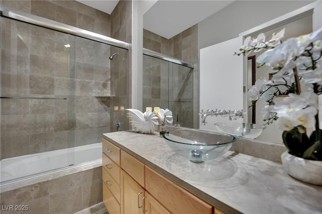 360 E Desert Inn Rd Unit 1803, Las Vegas, NV 89109 - full bath featuring vanity and tiled shower / bath