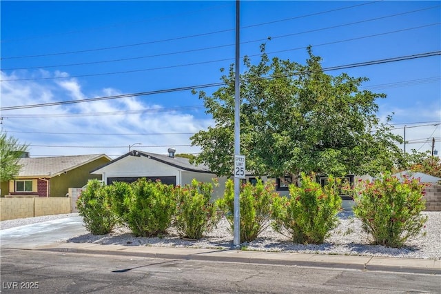 5279 Consul Ave, Las Vegas, NV 89142 - view of front of home
