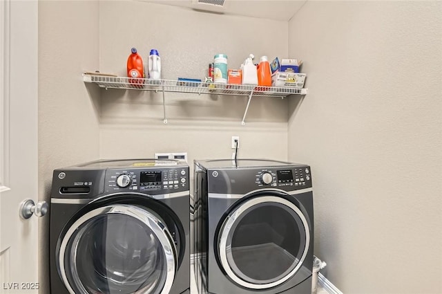 2806 Calle Cadiz, Henderson, NV 89044 - washroom with washer and dryer