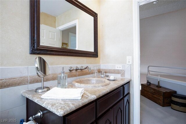 2749 Lodestone Dr, Las Vegas, NV 89117 - photo 26