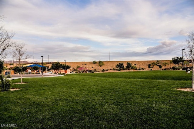 132 Soaring Sky Ave, Henderson, NV 89011 - surrounding community featuring a lawn