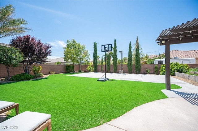 7538 Mustang St, Las Vegas, NV 89131 - view of yard featuring a pergola and a patio area