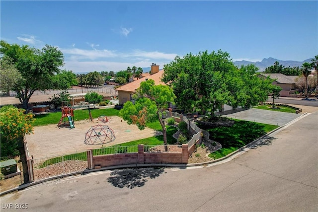 7761 Cowboy Trl, Las Vegas, NV 89131 - photo 4