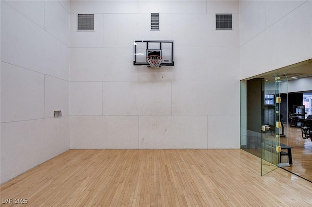 4525 Dean Martin Dr Unit 2109, Las Vegas, NV 89103 - view of basketball court