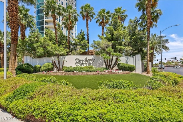 222 Karen Ave Unit 3208, Las Vegas, NV 89109 - view of community sign