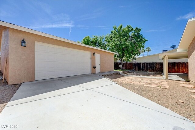 839 Benita Pl, Boulder City, NV 89005 - garage with driveway