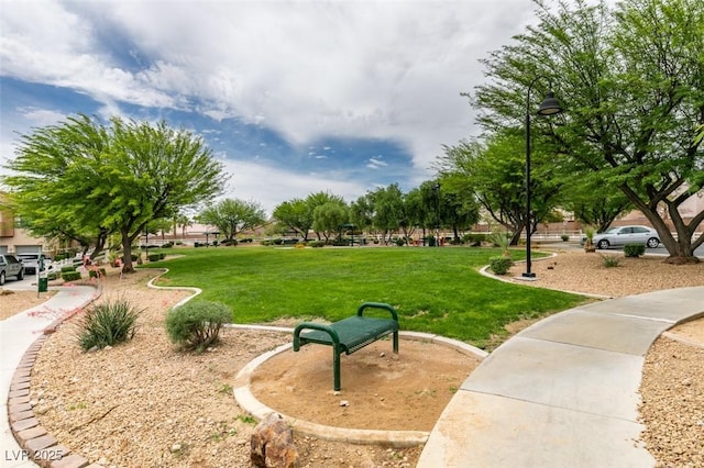 9362 Straw Hays St Unit 103, Las Vegas, NV 89178 - view of community featuring a lawn
