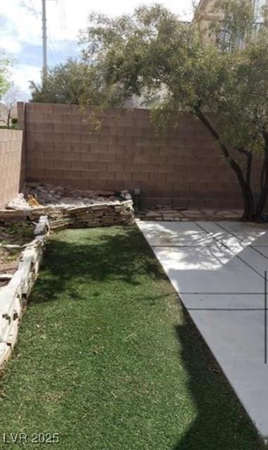 3644 Starlight Evening St, Las Vegas, NV 89129 - view of yard
