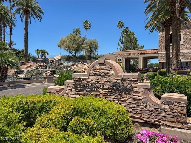 1813 Skyline Dr, Las Vegas, NV 89117 - view of community / neighborhood sign