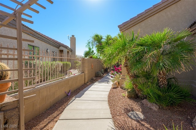 1441 Palm Dr, Laughlin, NV 89029 - view of yard
