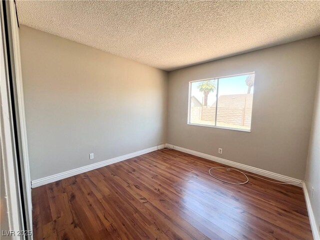 4766 Knollwood Dr, Las Vegas, NV 89147 - photo 13