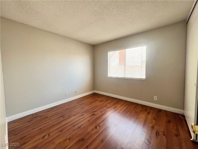 4766 Knollwood Dr, Las Vegas, NV 89147 - photo 15