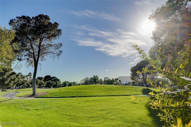 945 Vegas Valley Dr, Las Vegas, NV 89109 - view of property's community with a yard