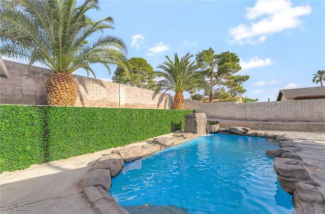 5453 Yvonne Cir, Las Vegas, NV 89122 - view of swimming pool with a fenced backyard