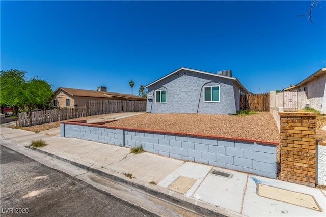 2432 Spanish Ct, Las Vegas, NV 89108 - view of front of home with stucco siding