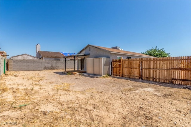 2432 Spanish Ct, Las Vegas, NV 89108 - view of fenced backyard