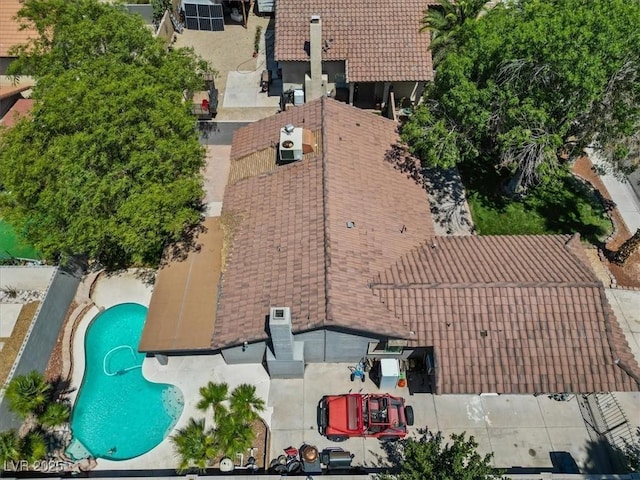 6436 Vinecrest Ave, Las Vegas, NV 89108 - aerial view of property and surrounding area with a pool