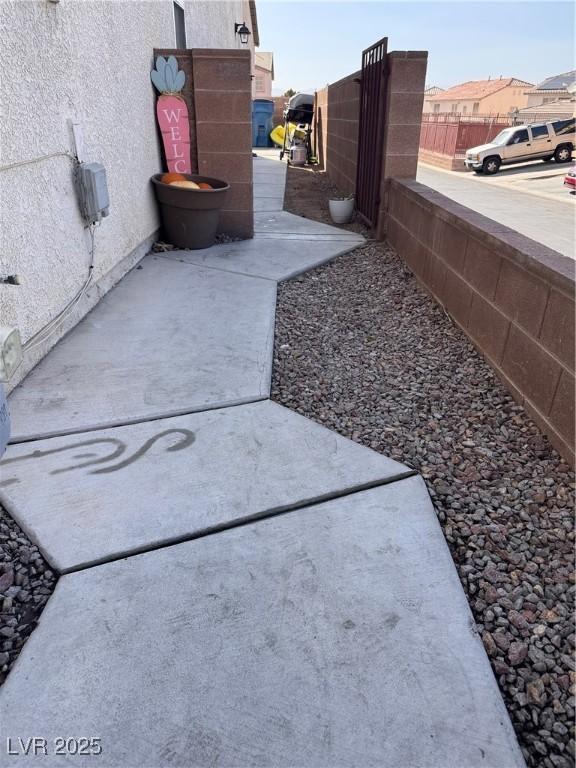 2025 Cary Grant Ct, Las Vegas, NV 89142 - view of patio