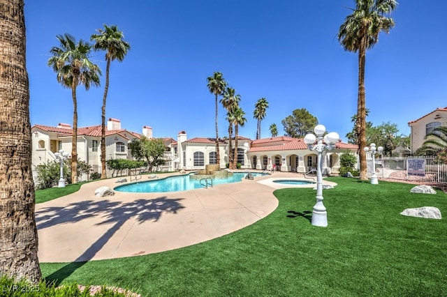 698 S Racetrack Rd Unit 1014, Henderson, NV 89015 - community pool featuring a community hot tub and a patio