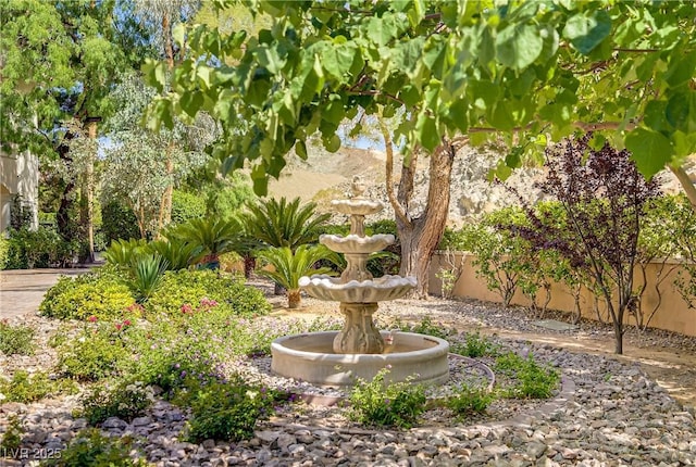12 Strada Di Circolo -, Unit Henderson, NV 89011 - view of yard