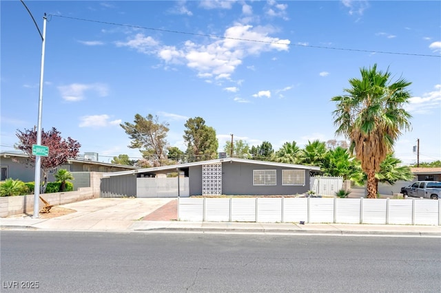 1713 E Bonanza Rd, Las Vegas, NV 89101 - photo 1