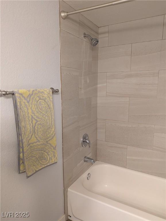 6650 W Warm Springs Rd Unit 2159, Las Vegas, NV 89118 - full bath with shower / washtub combination