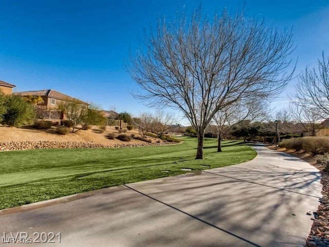 3124 Kookaburra Way N, Las Vegas, NV 89084 - view of property's community with a yard