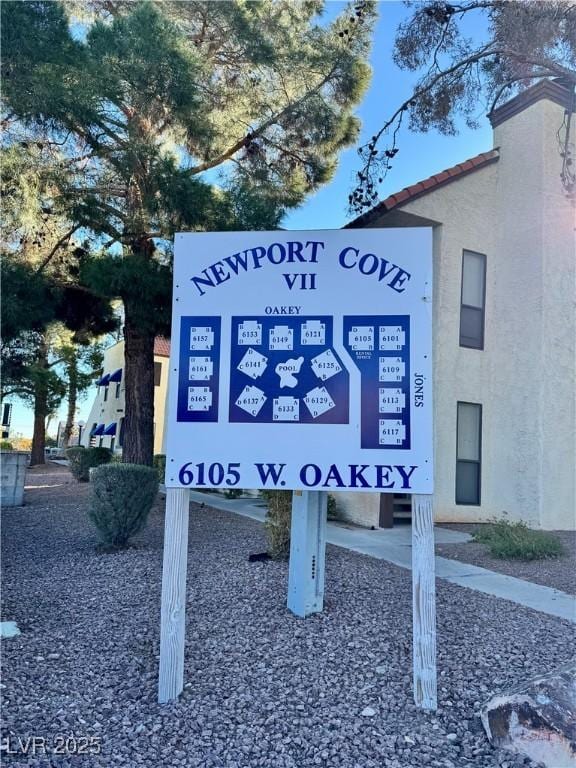 6137 W Oakey Blvd Unit A, Las Vegas, NV 89146 - exterior view of stucco siding
