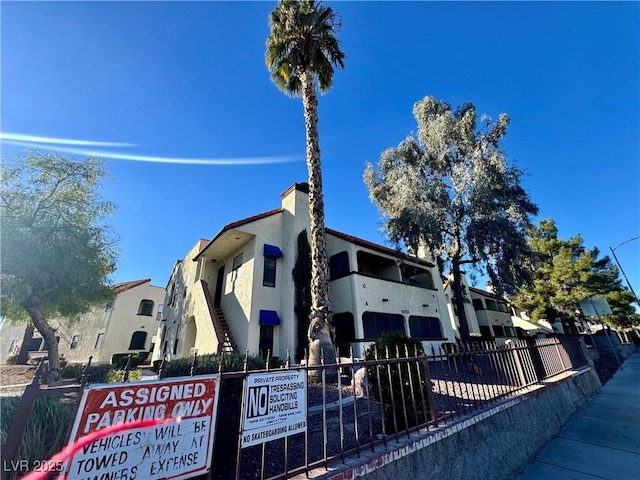 6137 W Oakey Blvd Unit A, Las Vegas, NV 89146 - view of property featuring a residential view