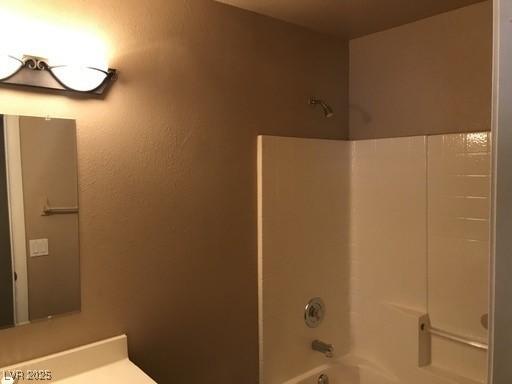 4704 Wild Oak Way N, Las Vegas, NV 89031 - full bath featuring shower / bathtub combination and vanity