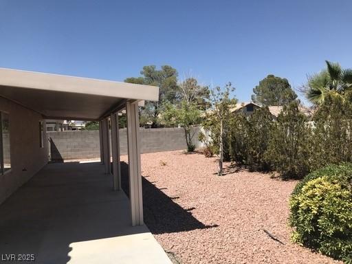4704 Wild Oak Way N, Las Vegas, NV 89031 - view of fenced backyard