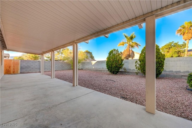 4704 Wild Oak Way N, Las Vegas, NV 89031 - photo 11