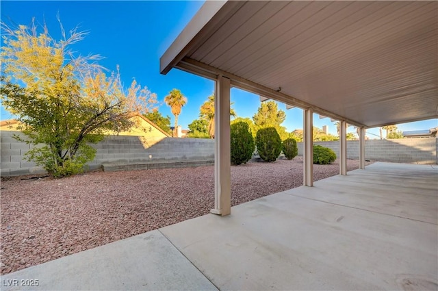4704 Wild Oak Way N, Las Vegas, NV 89031 - photo 12