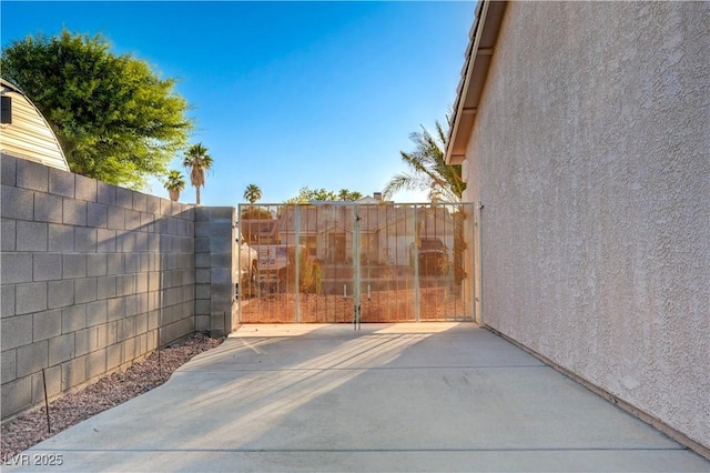 4704 Wild Oak Way N, Las Vegas, NV 89031 - photo 16
