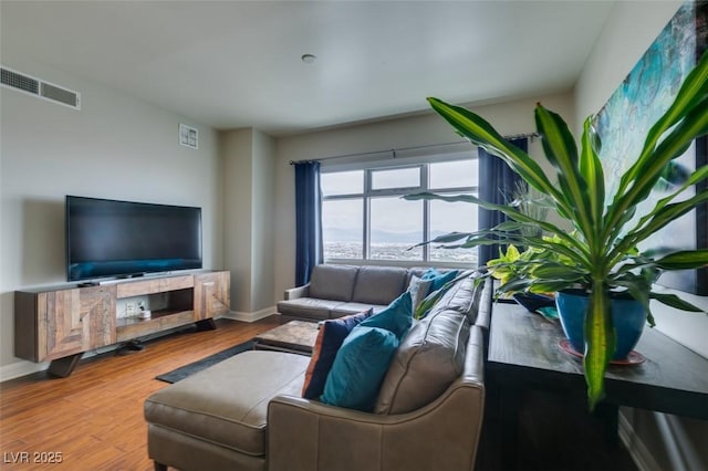 150 Las Vegas Blvd Unit 2115, Las Vegas, NV 89101 - living room featuring wood finished floors and baseboards
