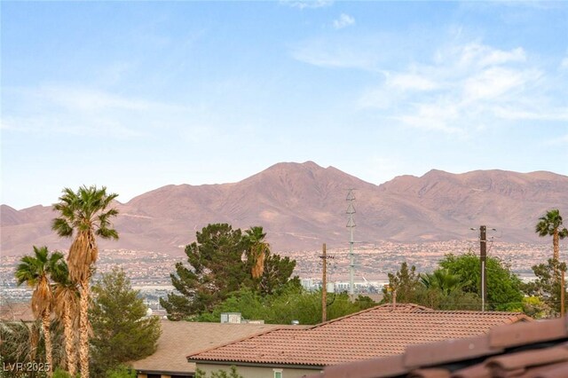 8895 S Tenaya Way, Las Vegas, NV 89113 - view of mountain backdrop