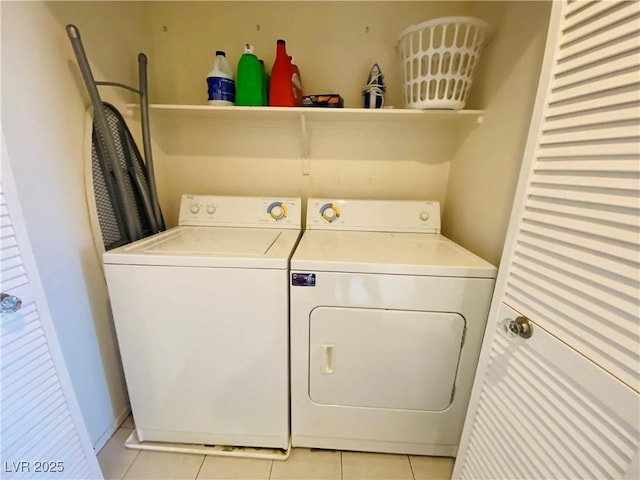 11117 Okeefe Ct, Las Vegas, NV 89144 - laundry area featuring washing machine and clothes dryer and light tile patterned floors