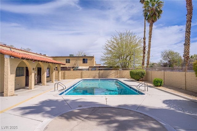 5706 W Lake Mead Blvd, Las Vegas, NV 89108 - view of pool featuring a patio area and a fenced backyard