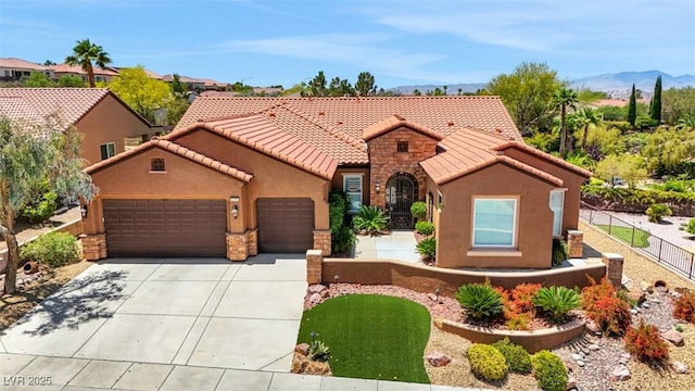 2175 Sandstone Cliffs Dr, Henderson, NV 89044 - photo 4