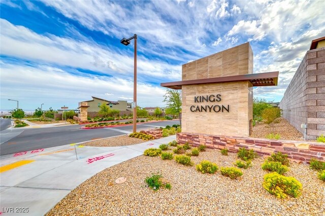 365 Crown Mesa Ave, Las Vegas, NV 89138 - view of community sign