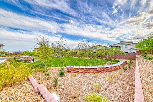 365 Crown Mesa Ave, Las Vegas, NV 89138 - view of grassy yard