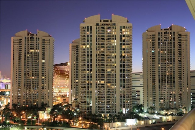 2777 Paradise Rd Unit 1505, Las Vegas, NV 89109 - view of building exterior with a view of city