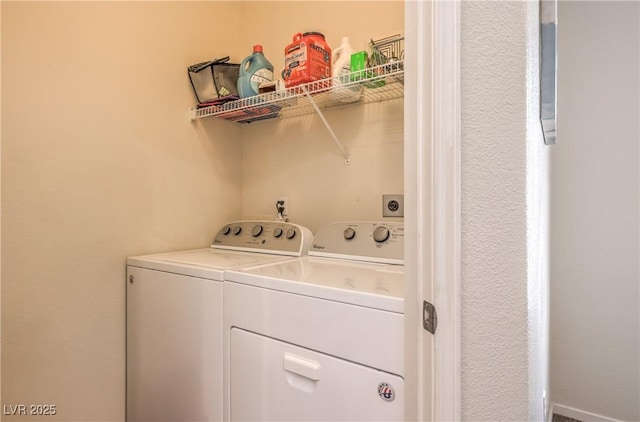 6480 Annie Oakley Dr Unit 624, Las Vegas, NV 89120 - laundry room featuring washer and clothes dryer