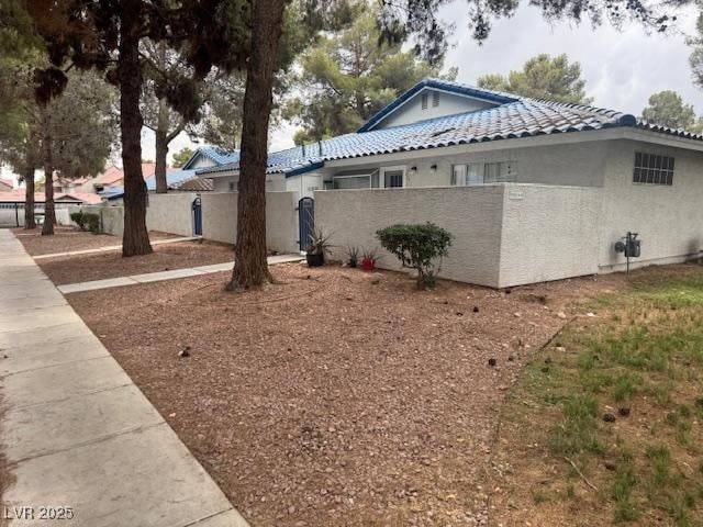 2108 Willowbury Dr Unit B, Las Vegas, NV 89108 - photo 15