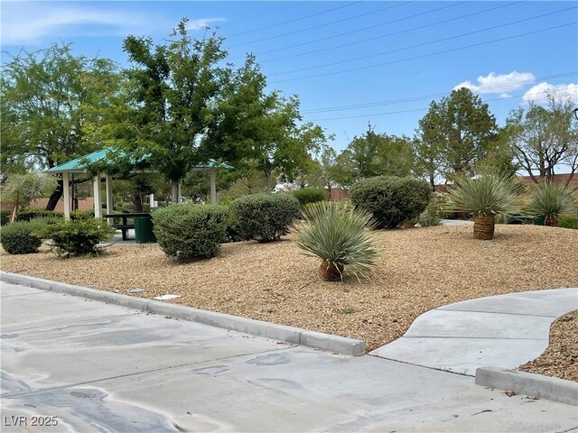 5334 Floating Flower Ave, Las Vegas, NV 89139 - view of yard
