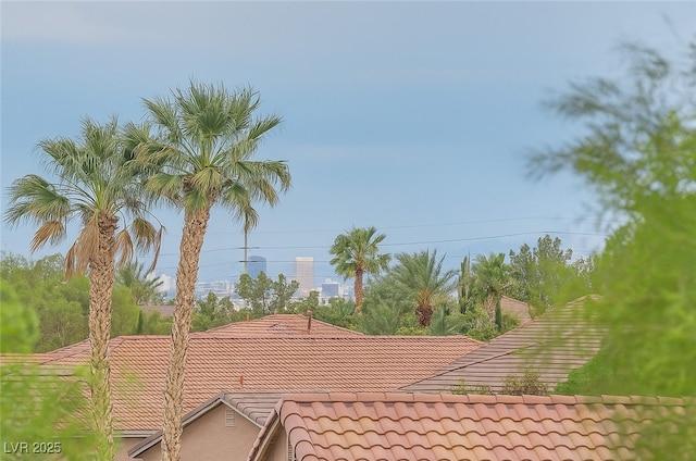 3412 Crystal Tower St, Las Vegas, NV 89129 - exterior view of a tiled roof